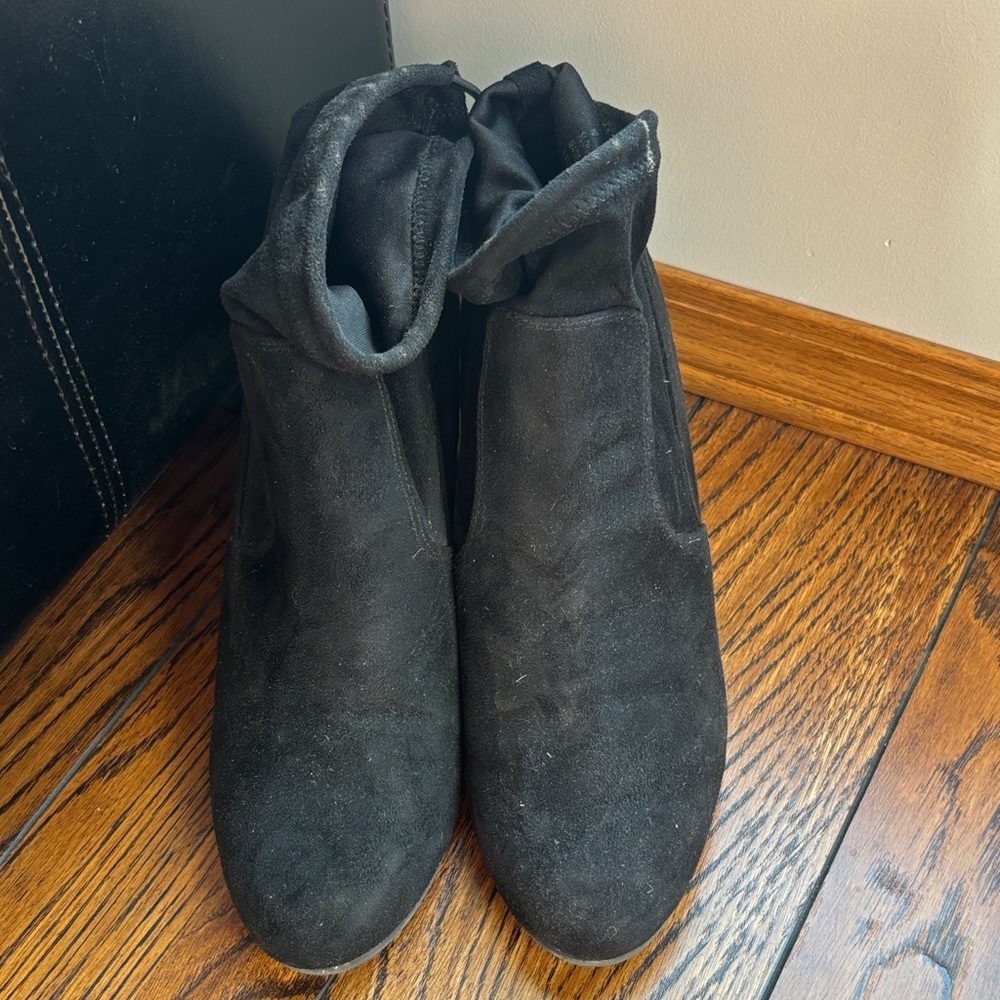 Chic Black Ankle Booties for Women